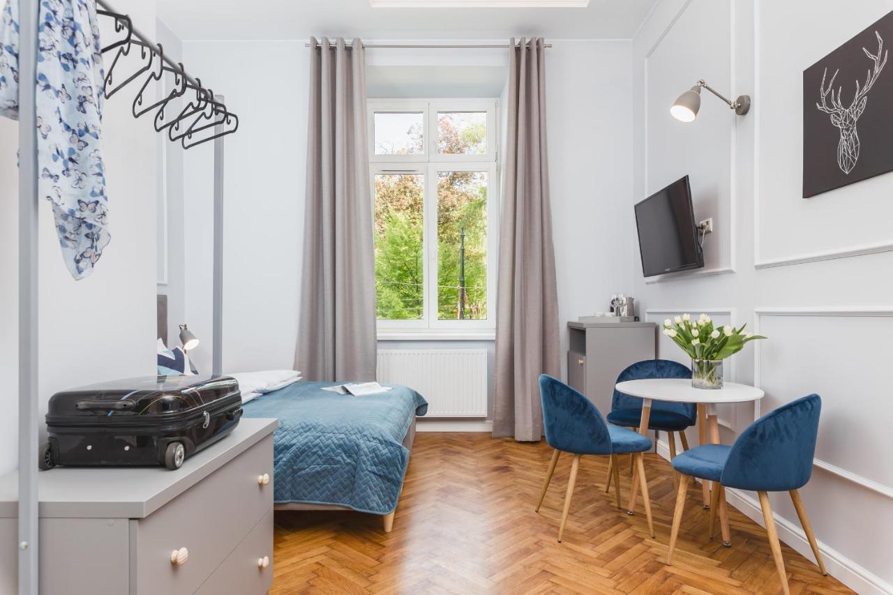 Апартаменти Traveler's Choice - Old Town - By Upstairs